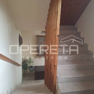 Prodaja, Poslovna zgrada, Demerje, Travarsko, 760m2