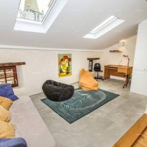 Prodaja predivne, moderno opremljene i renovirane istarske kamene kuće, Bale!