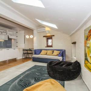 Prodaja predivne, moderno opremljene i renovirane istarske kamene kuće, Bale!