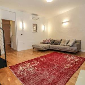 Prodaja predivne, moderno opremljene i renovirane istarske kamene kuće, Bale!