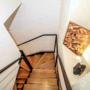 Prodaja predivne, moderno opremljene i renovirane istarske kamene kuće, Bale!