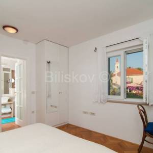 Prodaja, prekrasna kuća, Mirca, otok Brač