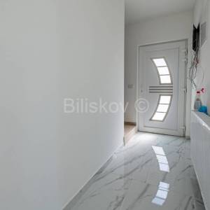 Prodaja, Retkovec, trosoban stan u novogradnji