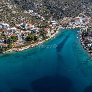 Prodaja, Rogoznica, Dvornica, nedovršena kuća 40m od mora