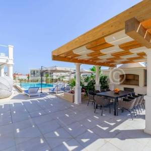 Prodaja, Rogoznica, luksuzna vila uz more