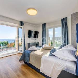 Prodaja, Rogoznica, luksuzna vila uz more