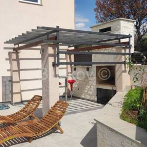 Prodaja, Rovanjska, novoizgrađena kuća s bazenom, blizina mora