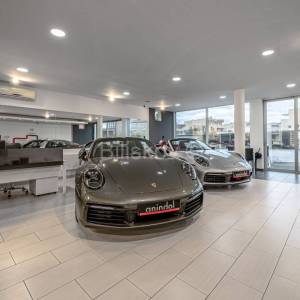 Prodaja, Sammobor, poslovna zgrada, 7 parking mjesta