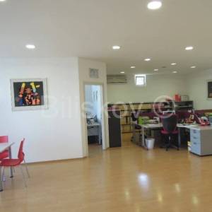 Prodaja, Sammobor, poslovna zgrada, 7 parking mjesta