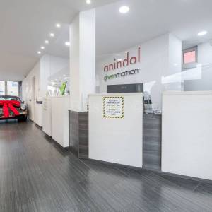 Prodaja, Sammobor, poslovna zgrada, 7 parking mjesta