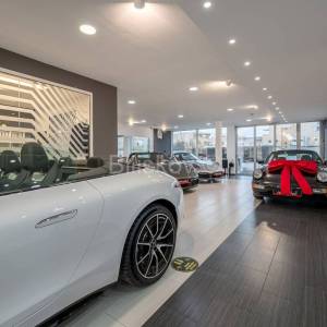 Prodaja, Sammobor, poslovna zgrada, 7 parking mjesta