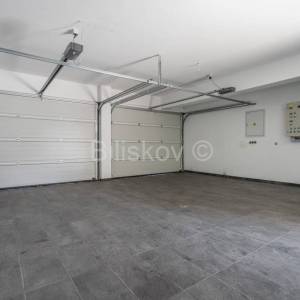 Prodaja, Samobor, luksuzna vila, 900 m2