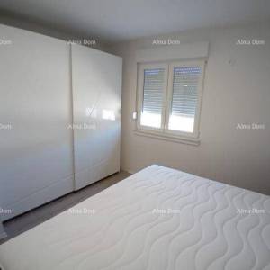 Prodaja-  šarmantna samostojeća kuća u mirnom mjestu Marčana, nedaleko od mora – idealna za odmor i uživanje!