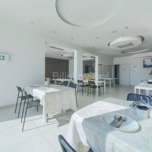 Prodaja, Seget Donji, kuća s apartmanima i zemljištem 