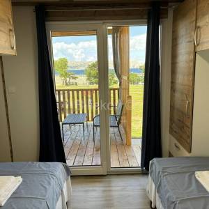 Prodaja, Senj, Volarice,2 prekrasne potpuno opremljene mobilne kućice 