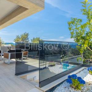 Prodaja, Slivno, Komarna, luskuzna vila s bazenom i pogledom na more