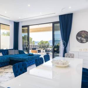 Prodaja, Slivno, Komarna, luskuzna vila s bazenom i pogledom na more