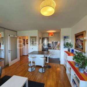 Prodaja, Špansko, jednosoban stan, lift, loggia