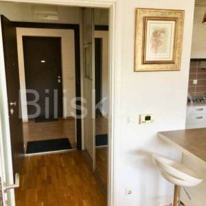 Prodaja, Špansko, jednosoban stan, lift, loggia