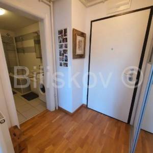 Prodaja, Špansko, jednosoban stan, lift, loggia