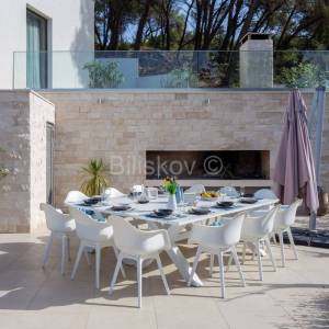 Prodaja, Splitska, Luksuzna vila, prvi red do mora