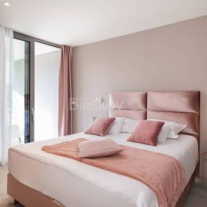 Prodaja, Splitska, Luksuzna vila, prvi red do mora