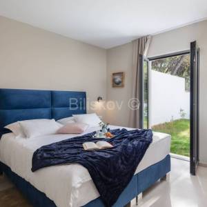 Prodaja, Splitska, Luksuzna vila, prvi red do mora