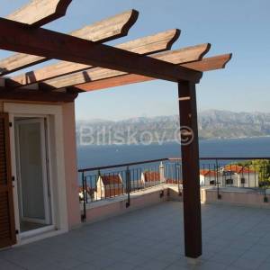 Prodaja, Splitska, vila s panoramskim pogledom na more