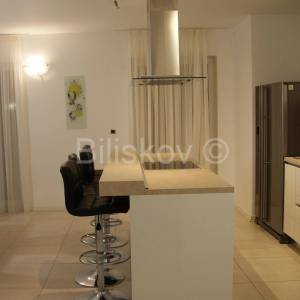 Prodaja, Splitska, vila s panoramskim pogledom na more