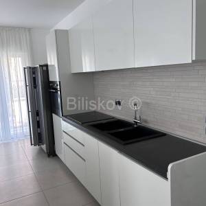 Prodaja, Splitska, Vila s prekrasnim pogledom na more