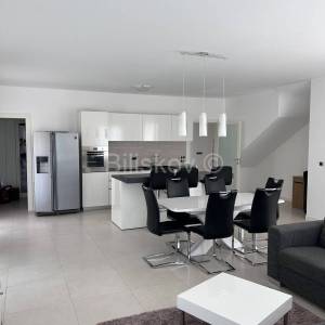 Prodaja, Splitska, Vila s prekrasnim pogledom na more