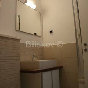 Prodaja, Splitska, vila s pogledom na more