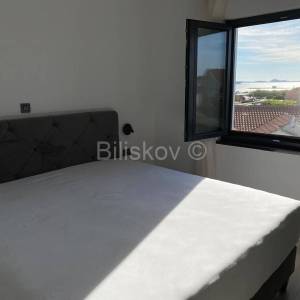 Prodaja, Srima, dvosobni stan sa studio apartmanom, krovna terasa