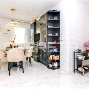 Prodaja, Stan, Blato, Goleška ulica, 3s, 73m2