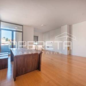 Prodaja, Stan, Centar, Centar, 4s, 161m2