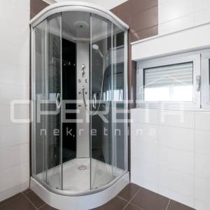 Prodaja, Stan, Centar, Centar, 4s, 161m2