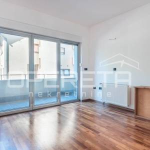 Prodaja, Stan, Centar, Centar, 4s, 161m2