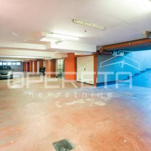 Prodaja, Stan, Centar, Centar, 4s, 161m2