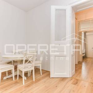 Prodaja, Stan, Centar, Degenova, 2s, 64m2