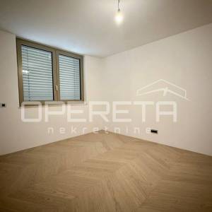 Prodaja, Stan, Centar, Medvedgradska , 3s, 122m2