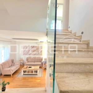 Prodaja, Stan, Gajnice, Gajnice, 4,5s, 140m2