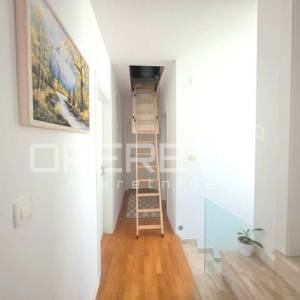 Prodaja, Stan, Gajnice, Gajnice, 4,5s, 140m2