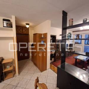 Dvosoban stan , 2. kat, Mertojak , 74 m2