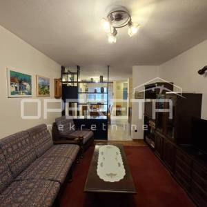 Dvosoban stan , 2. kat, Mertojak , 74 m2