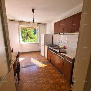 Kaštanjer. Prodaja- stan s dvije spavaće sobe na odličnoj lokaciji, Pula!