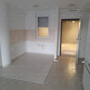 Prodaja - stan s garažnim mjestom na izvrsnoj lokaciji, Pula!