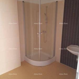 Prodaja - stan s garažnim mjestom na izvrsnoj lokaciji, Pula!