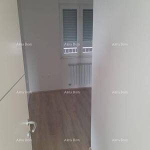 Prodaja - stan s garažnim mjestom na izvrsnoj lokaciji, Pula!