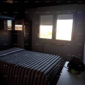 Prodaja- stan s pogledom na more - dvije minute do šetnice Lungomare, Pula!