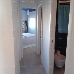 Prodaja- stan s pogledom na more - dvije minute do šetnice Lungomare, Pula!